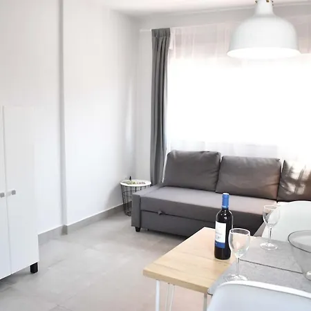 Magnifico Estudio En El Centro De Fuengirola